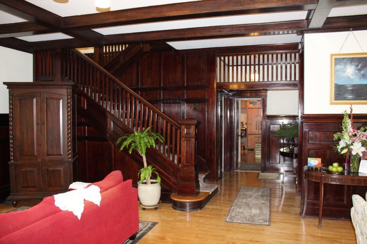 Lady Geneva Bed & Breakfast 메드퍼드 외부 사진