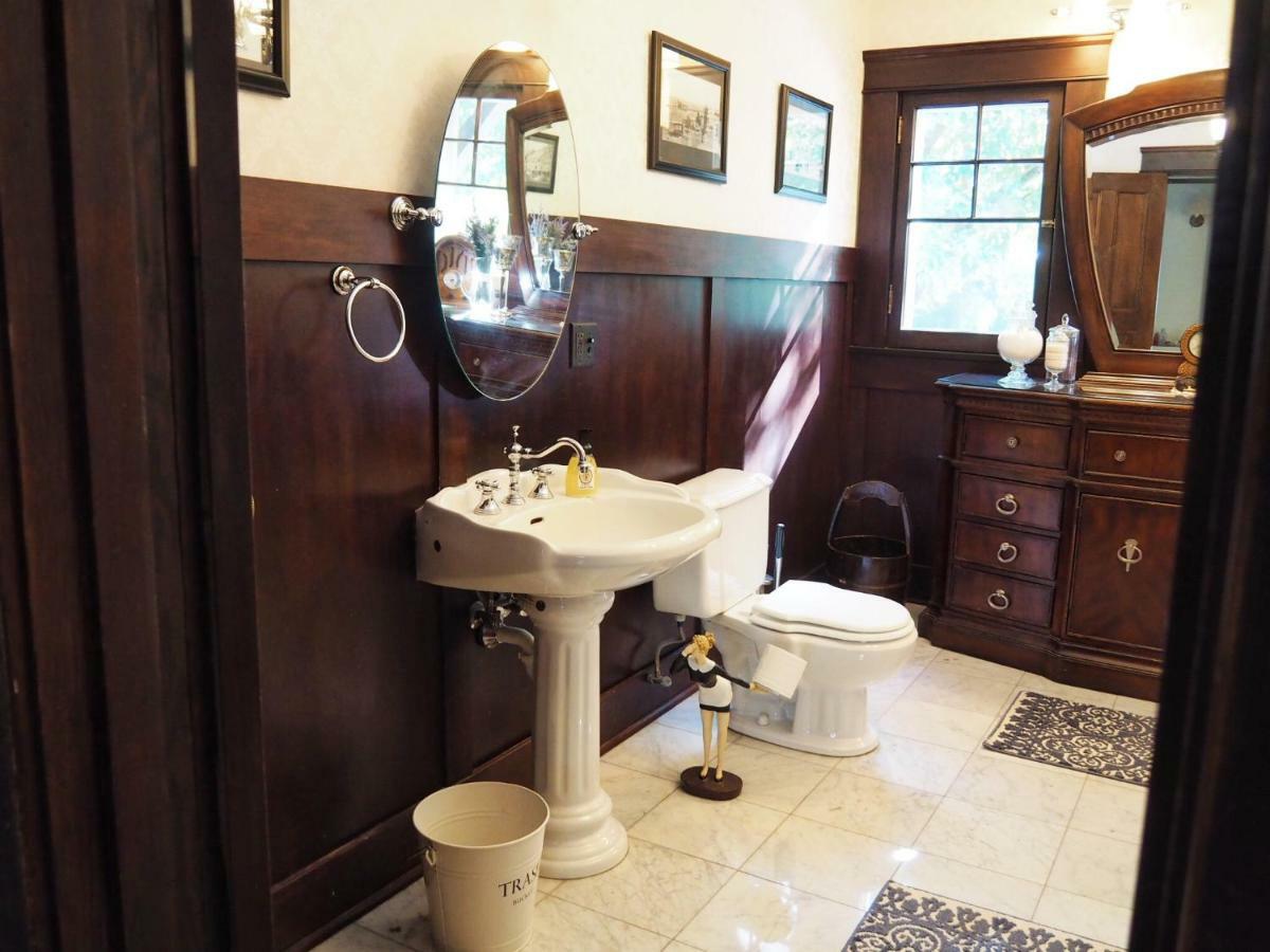 Lady Geneva Bed & Breakfast 메드퍼드 외부 사진